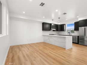 11410 W Calvert Street, North Hollywood CA 91606