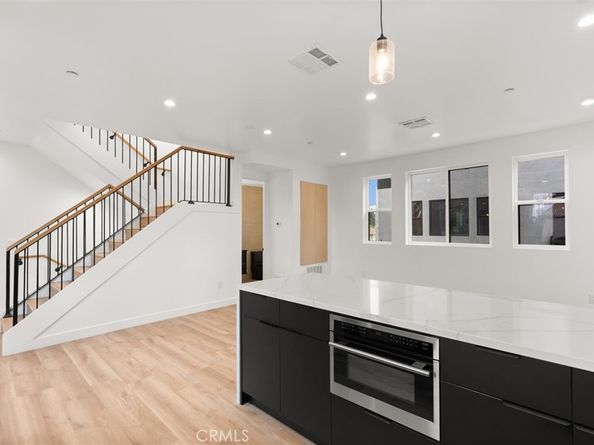 11410 W Calvert Street, North Hollywood CA 91606