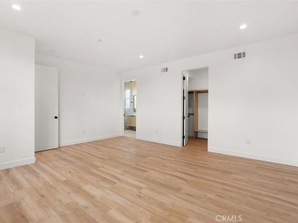 11410 W Calvert Street, North Hollywood CA 91606