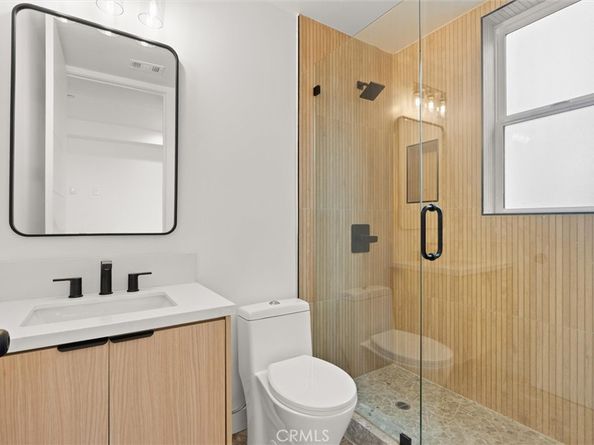 11410 W Calvert Street, North Hollywood CA 91606