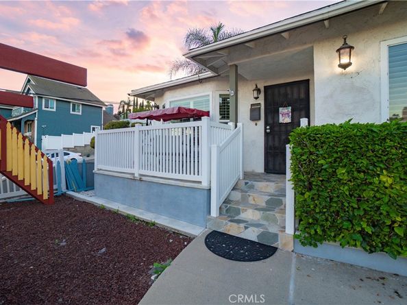 243 S Hanford, San Pedro CA 90732