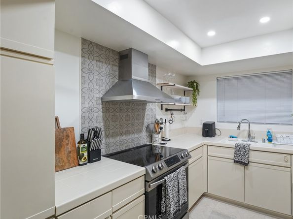 5000 S Centinela 101, Los Angeles CA 90066