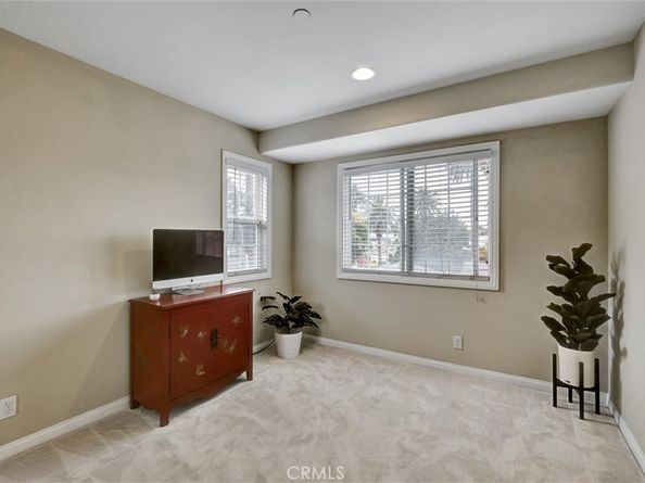 1021 Cravens 9, Torrance CA 90501