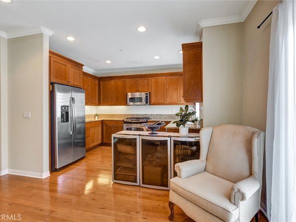 1021 Cravens 9, Torrance CA 90501