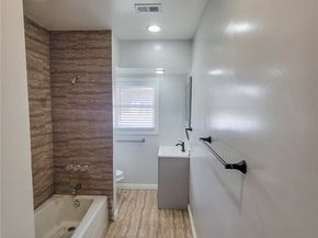 728 Lime Ave Ave, Long Beach CA 90813