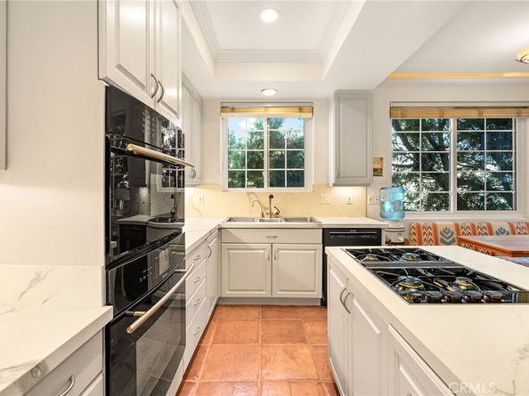 1827 Barry Avenue 2, Los Angeles CA 90025