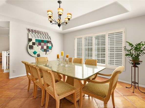 1827 Barry Avenue 2, Los Angeles CA 90025