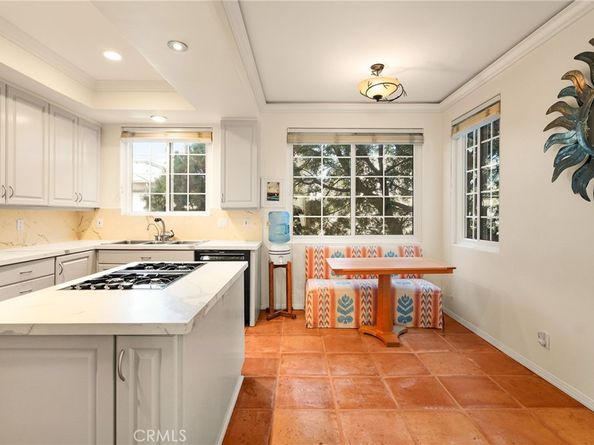 1827 Barry Avenue 2, Los Angeles CA 90025