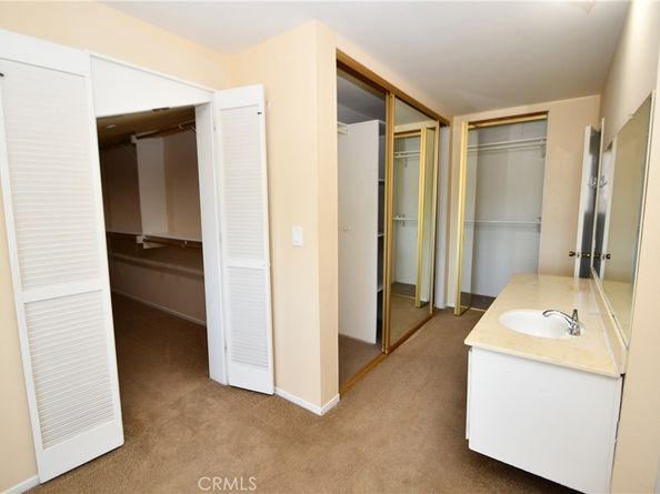 20318 Regina Avenue, Torrance CA 90503