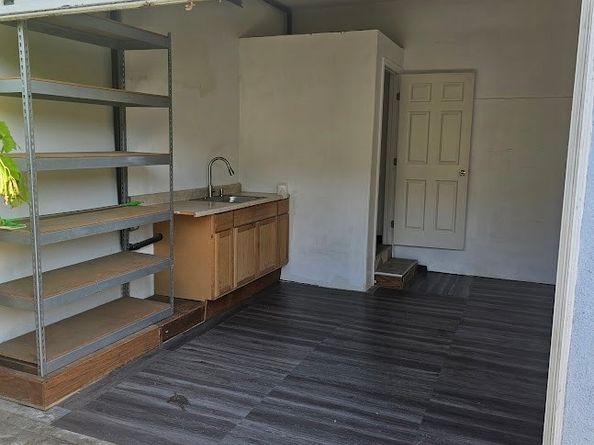 20318 Regina Avenue, Torrance CA 90503