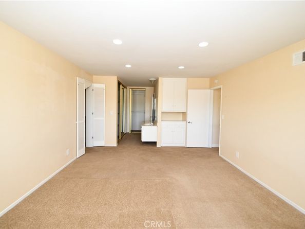 20318 Regina Avenue, Torrance CA 90503