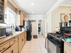1912 W 76th Street, Los Angeles CA 90047