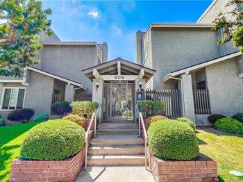 609 Meyer Lane
