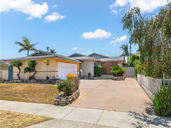 5344 W 137th Street, Hawthorne CA 90250