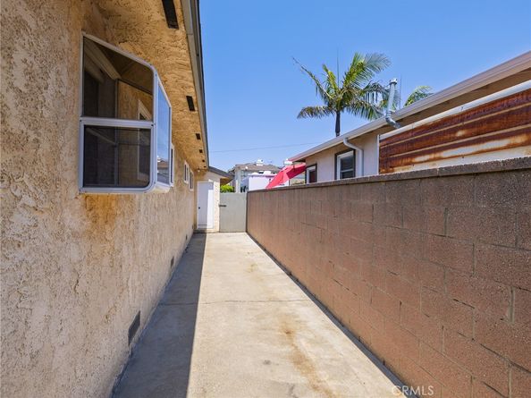 5344 W 137th Street, Hawthorne CA 90250