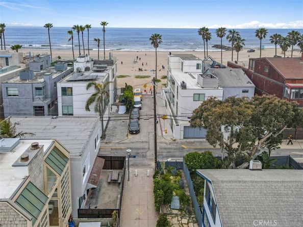 12 & 12.5 25th Place 2, Venice CA 90291