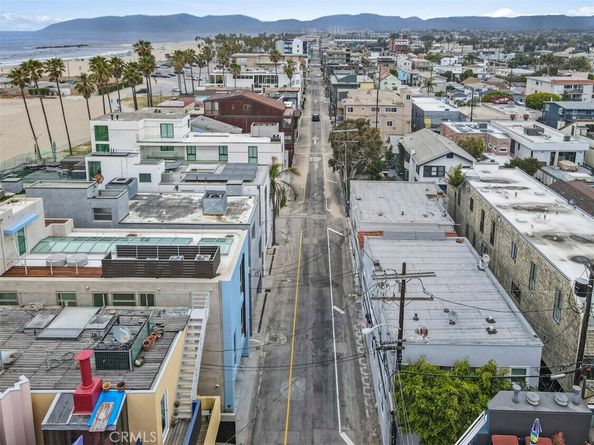 12 & 12.5 25th Place 2, Venice CA 90291