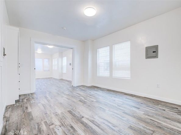 12 & 12.5 25th Place 2, Venice CA 90291