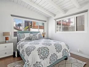 200 Moonstone Street, Manhattan Beach CA 90266