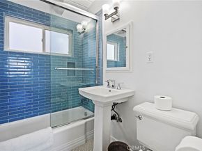 200 Moonstone Street, Manhattan Beach CA 90266