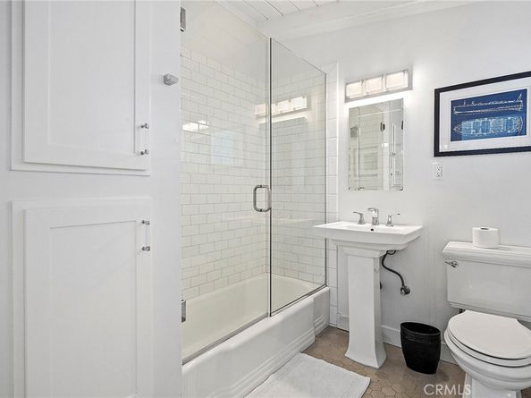200 Moonstone Street, Manhattan Beach CA 90266