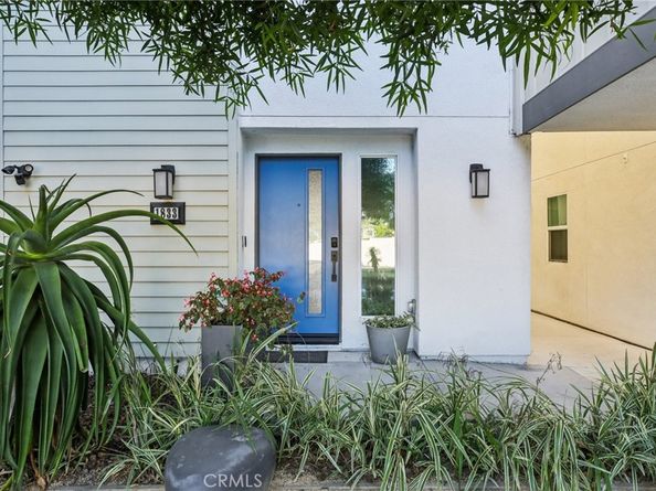 1833 S Mesa Street, San Pedro CA 90731