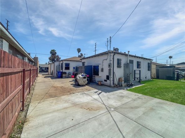10405 S Hoover Street, Los Angeles CA 90044