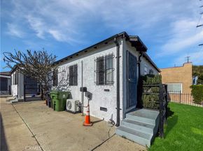 10405 S Hoover Street, Los Angeles CA 90044