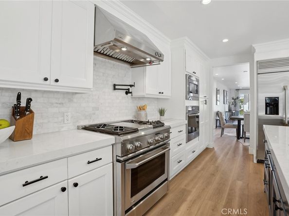 2501 N Poinsettia Avenue, Manhattan Beach CA 90266