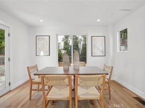 2501 N Poinsettia Avenue, Manhattan Beach CA 90266