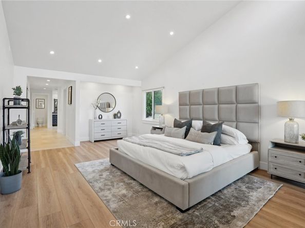 2501 N Poinsettia Avenue, Manhattan Beach CA 90266