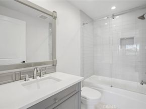 2501 N Poinsettia Avenue, Manhattan Beach CA 90266