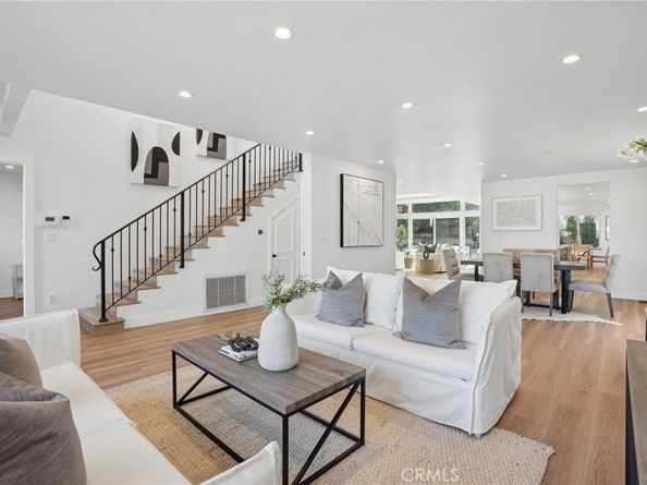 2501 N Poinsettia Avenue, Manhattan Beach CA 90266