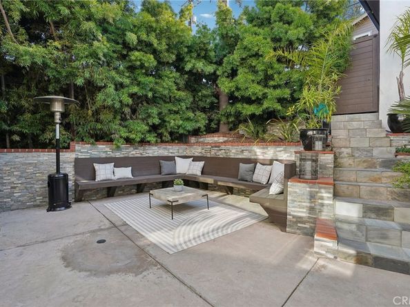 2501 N Poinsettia Avenue, Manhattan Beach CA 90266