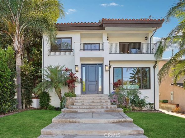 2501 N Poinsettia Avenue, Manhattan Beach CA 90266