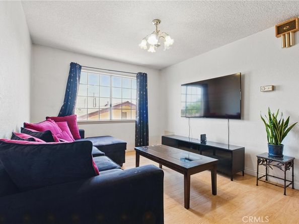 302 E 213th Street, Carson CA 90745