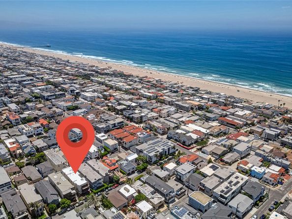 436 32nd St., Manhattan Beach CA 90266