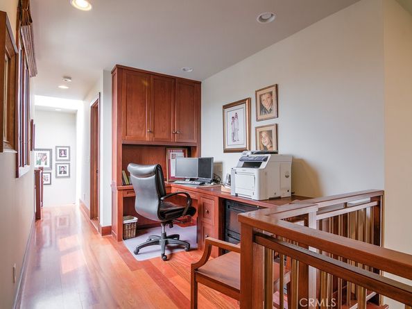 436 32nd St., Manhattan Beach CA 90266