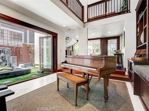 436 32nd St., Manhattan Beach CA 90266