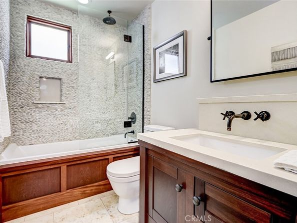 436 32nd St., Manhattan Beach CA 90266