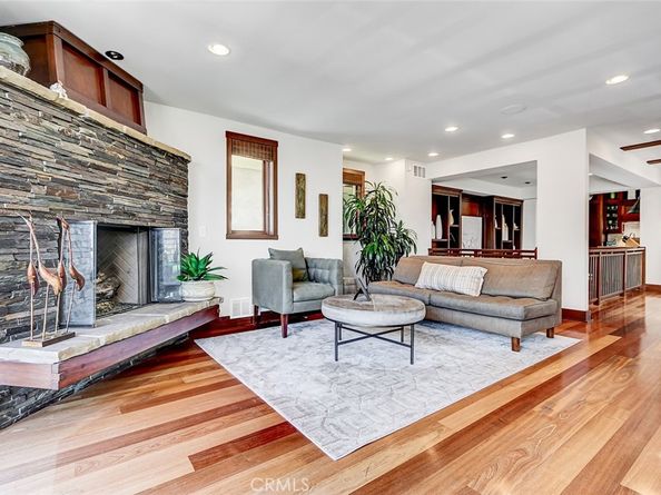 436 32nd St., Manhattan Beach CA 90266