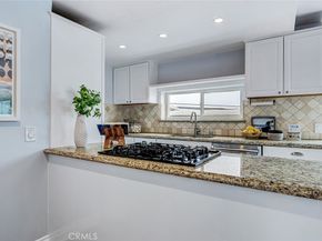 320 31 Street, Manhattan Beach CA 90266