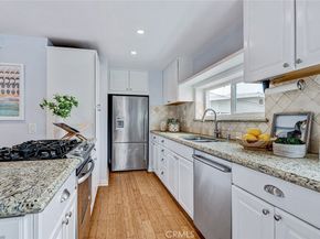 320 31 Street, Manhattan Beach CA 90266