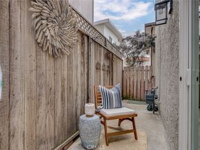 320 31 Street, Manhattan Beach CA 90266