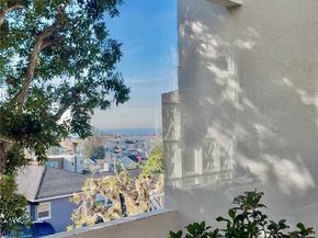 621 6th, Manhattan Beach CA 90266