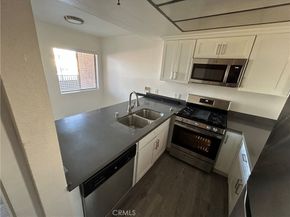 12617 Eucalyptus Avenue, Hawthorne CA 90250