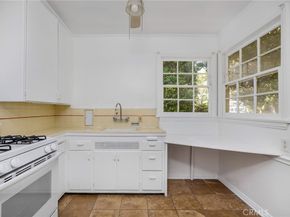 10370 Ashton Avenue, Los Angeles CA 90024