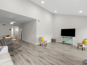 1353 Termino Avenue, Long Beach CA 90804