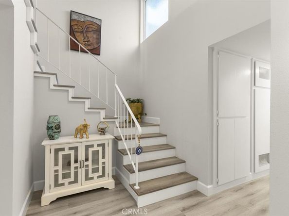 1353 Termino Avenue, Long Beach CA 90804