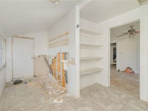 1970 S La Salle Avenue, Los Angeles CA 90018